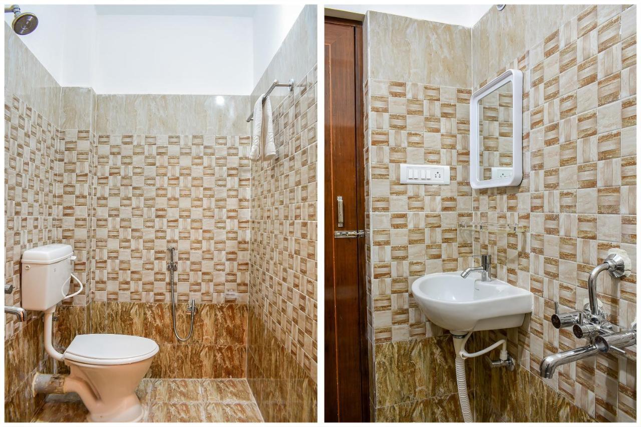 Capital O 67249 Hotel Planet บูบันเนสชวาร์ ภายนอก รูปภาพ